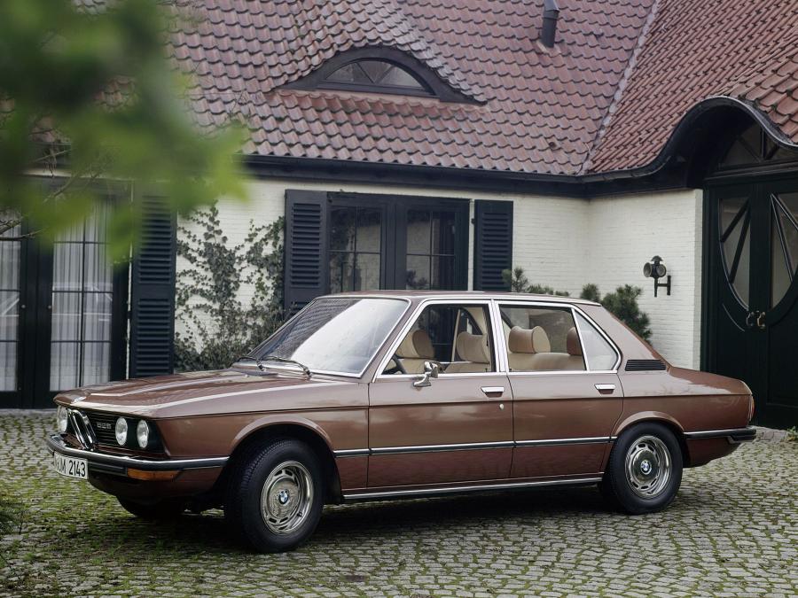  BMW 528 Sedan 1975 года  (фото 5 из 8)